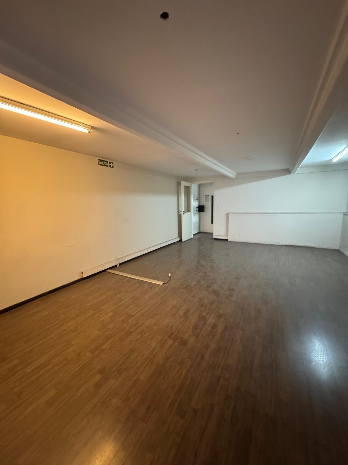 Local Comercial en Venta en Capital, Mendoza - USD 680.000 | Inmoup - 8