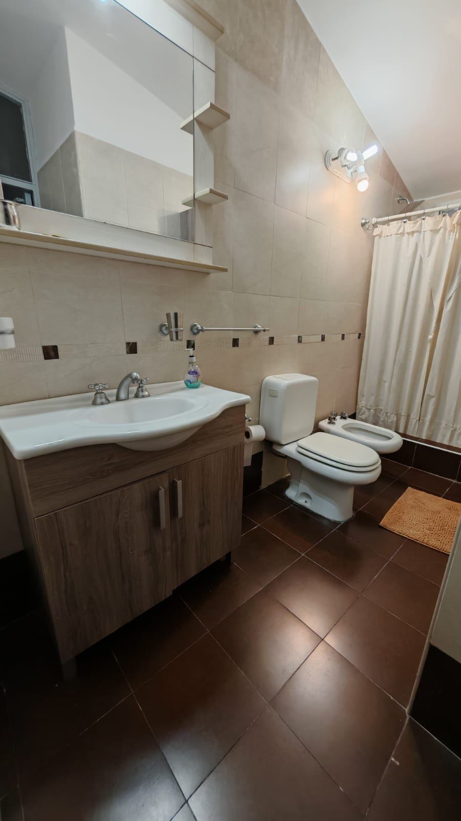 Casa en Alquiler en Capital, Mendoza