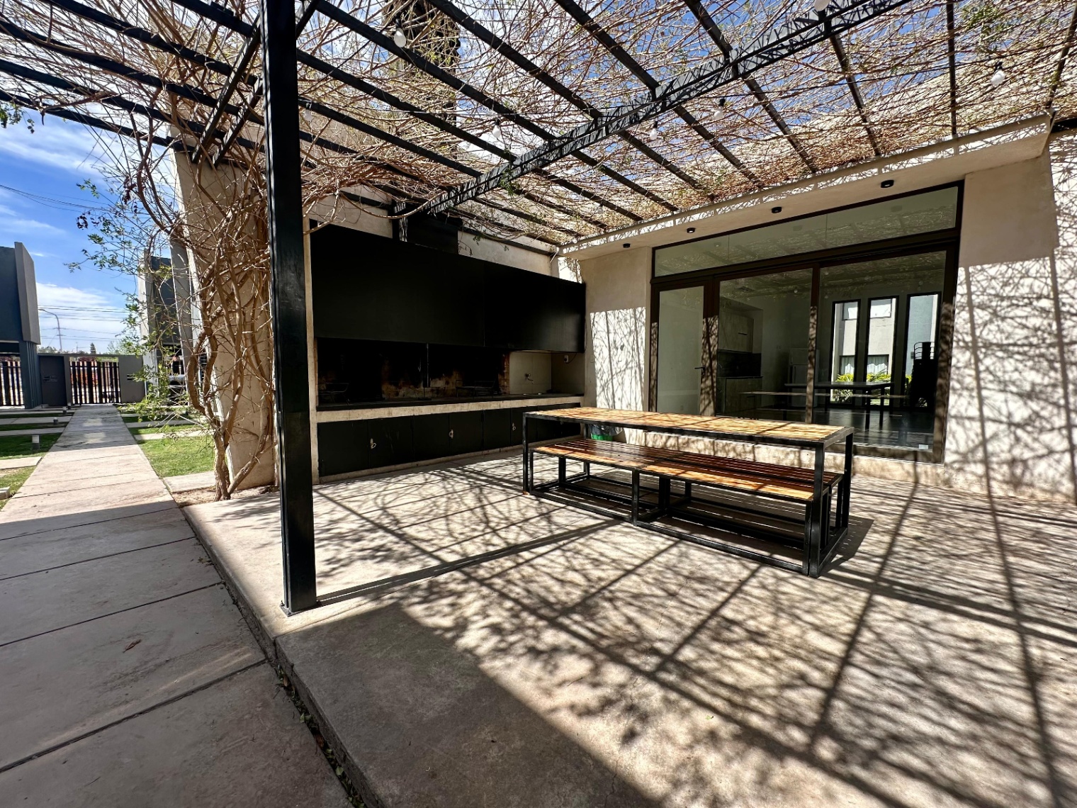 Lujan de Cuyo Mariano Moreno 951, M5507 Luján de Cuyo, Mendoza Piso PB