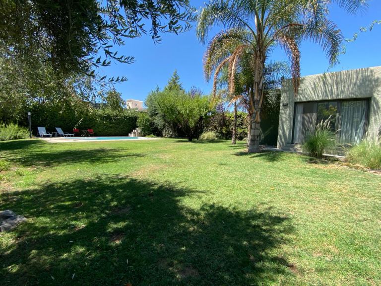 Casa en Venta en Guaymallen, Mendoza