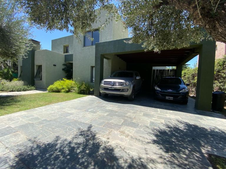 Casa en Venta en Guaymallen, Mendoza