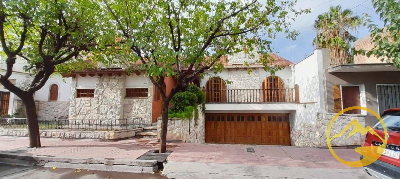 Casa en Venta en Guaymallen, Mendoza