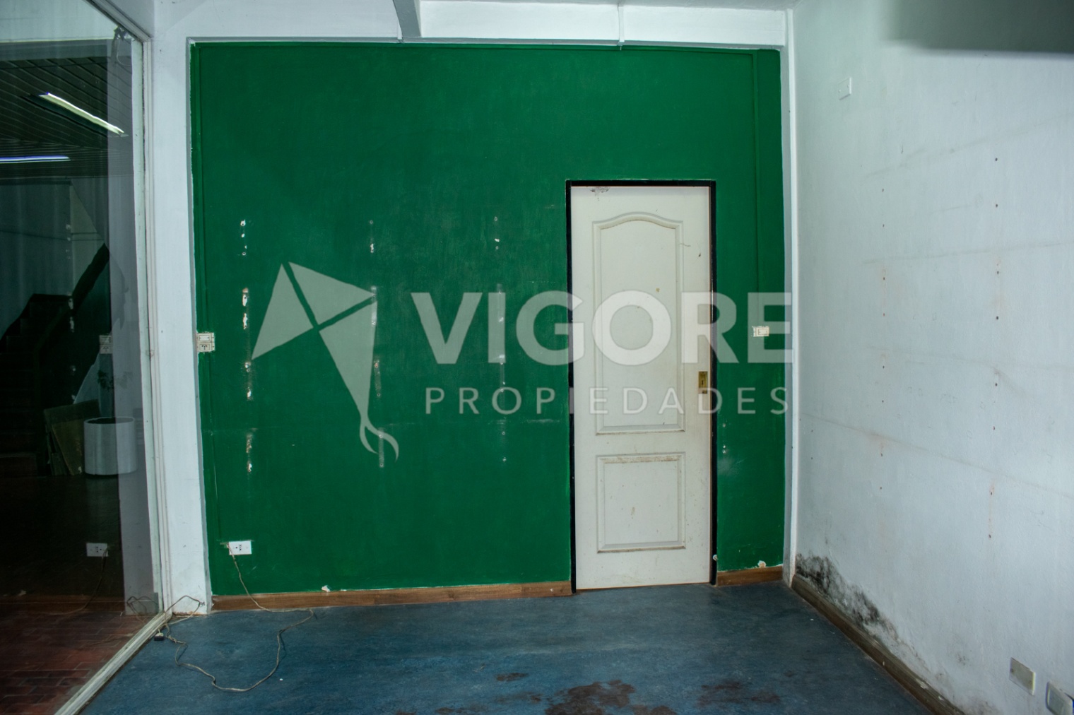 Local Comercial en Alquiler en Almirante Brown, G.B.A. Zona Sur