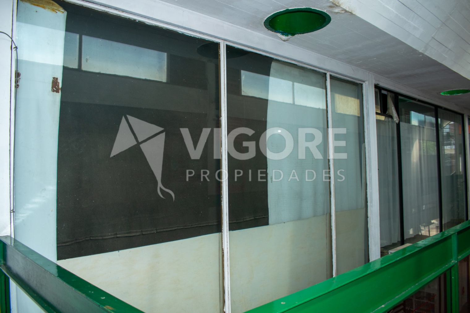 Local Comercial en Alquiler en Almirante Brown, G.B.A. Zona Sur
