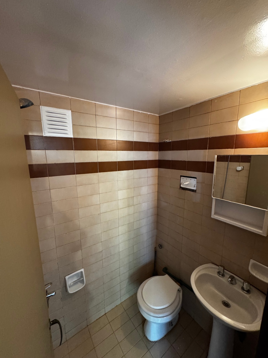 Oficina en Alquiler en Capital, Mendoza