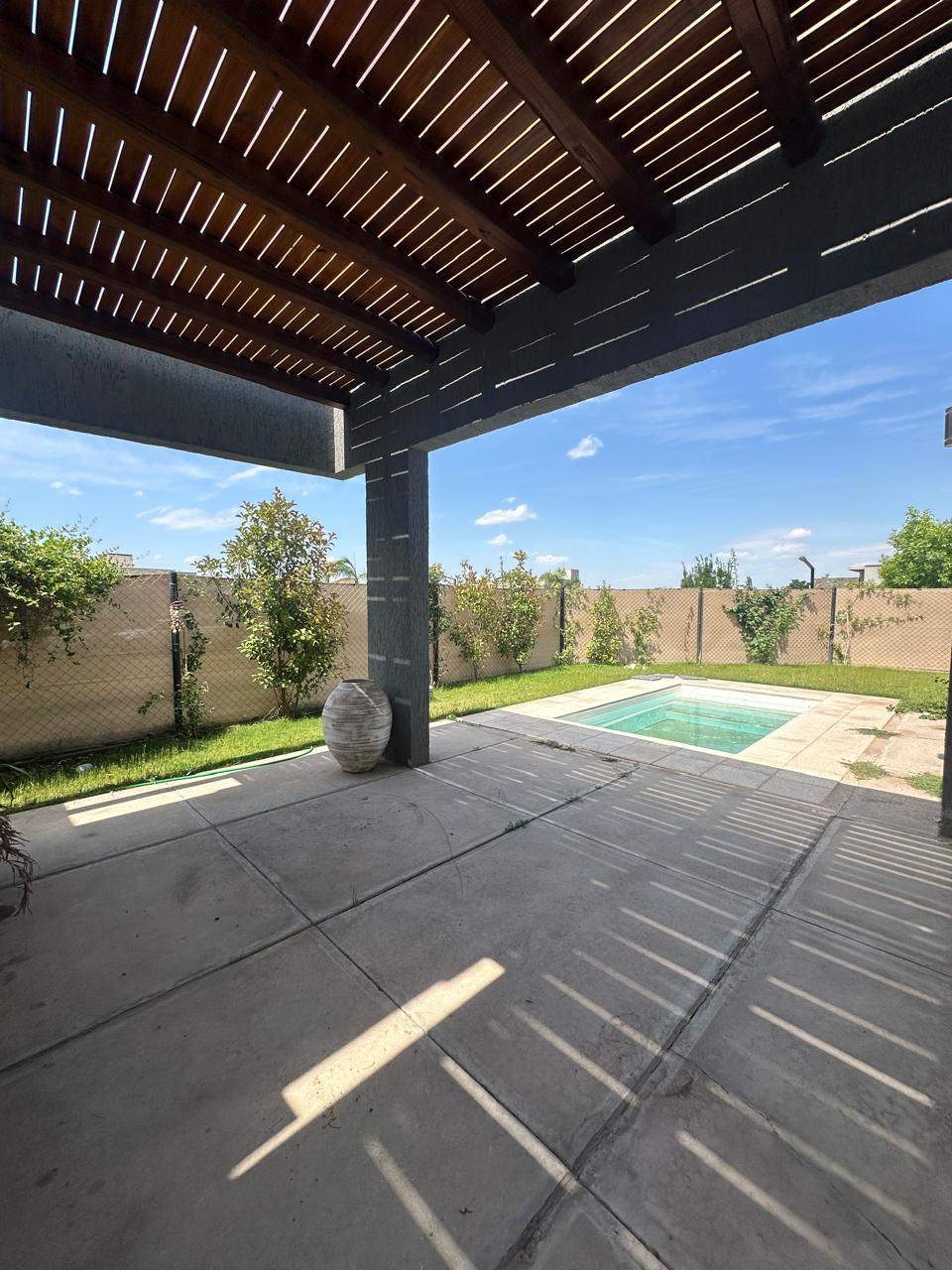 Casa en Alquiler en Maipu, Mendoza