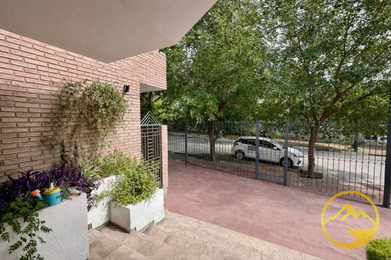 Casa en Alquiler en Capital, Mendoza