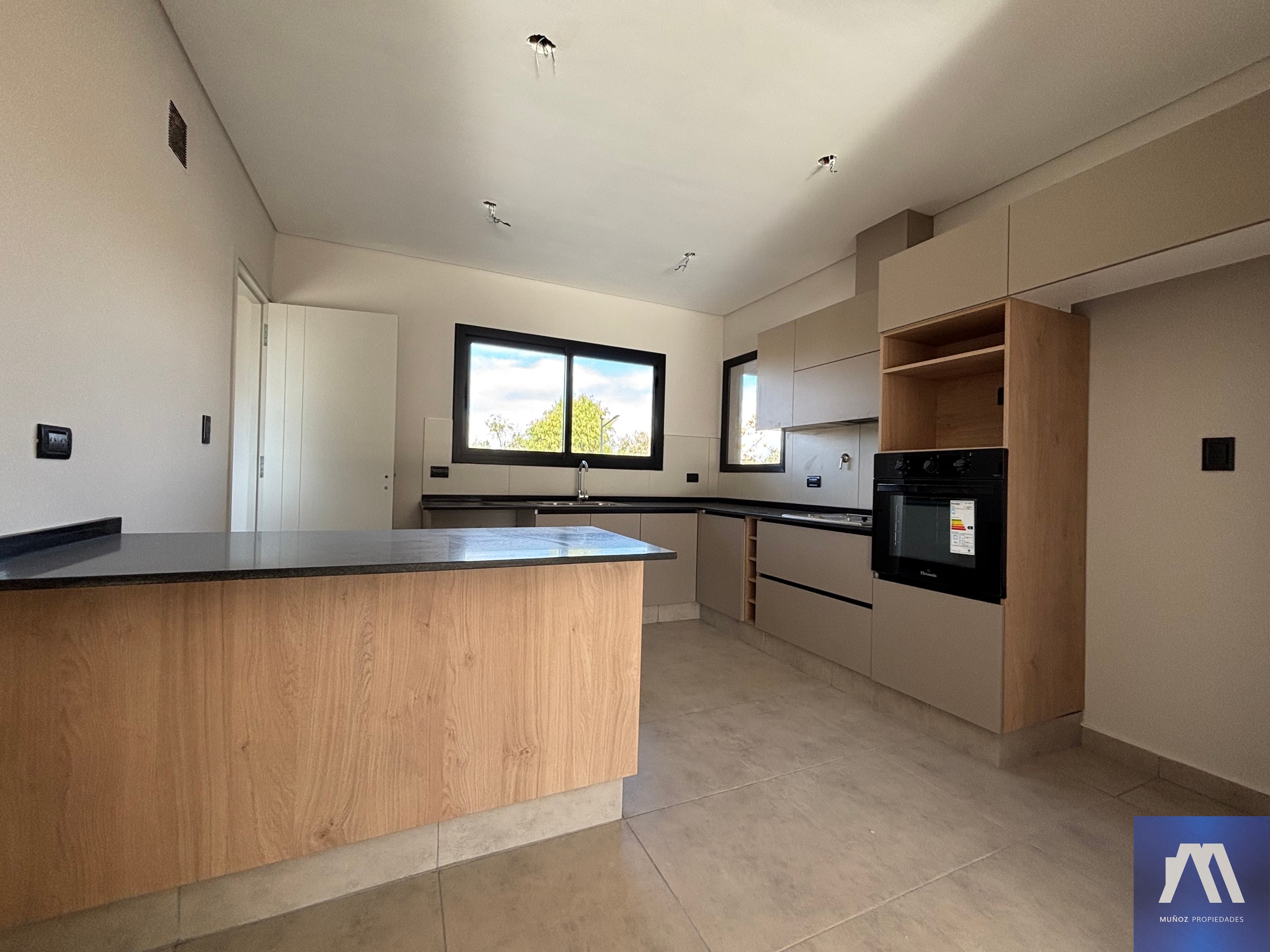 Casa en Venta en Maipu, Mendoza - USD 260.000 | Inmoup - 6