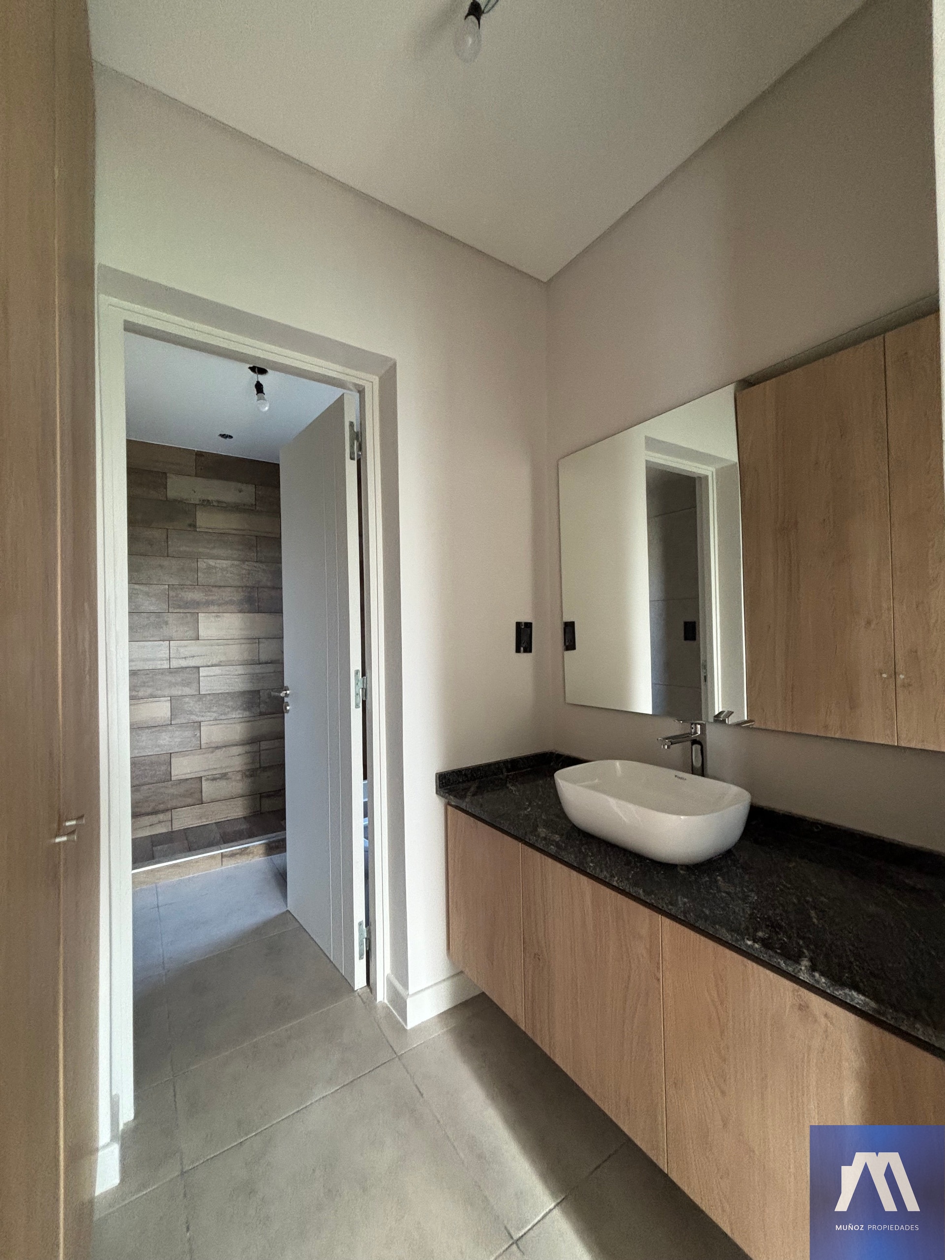 Casa en Venta en Maipu, Mendoza - USD 260.000 | Inmoup - 24