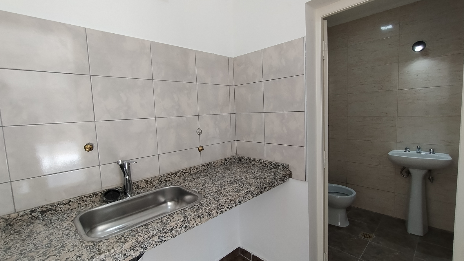 Local Comercial en Alquiler en Guaymallen, Mendoza