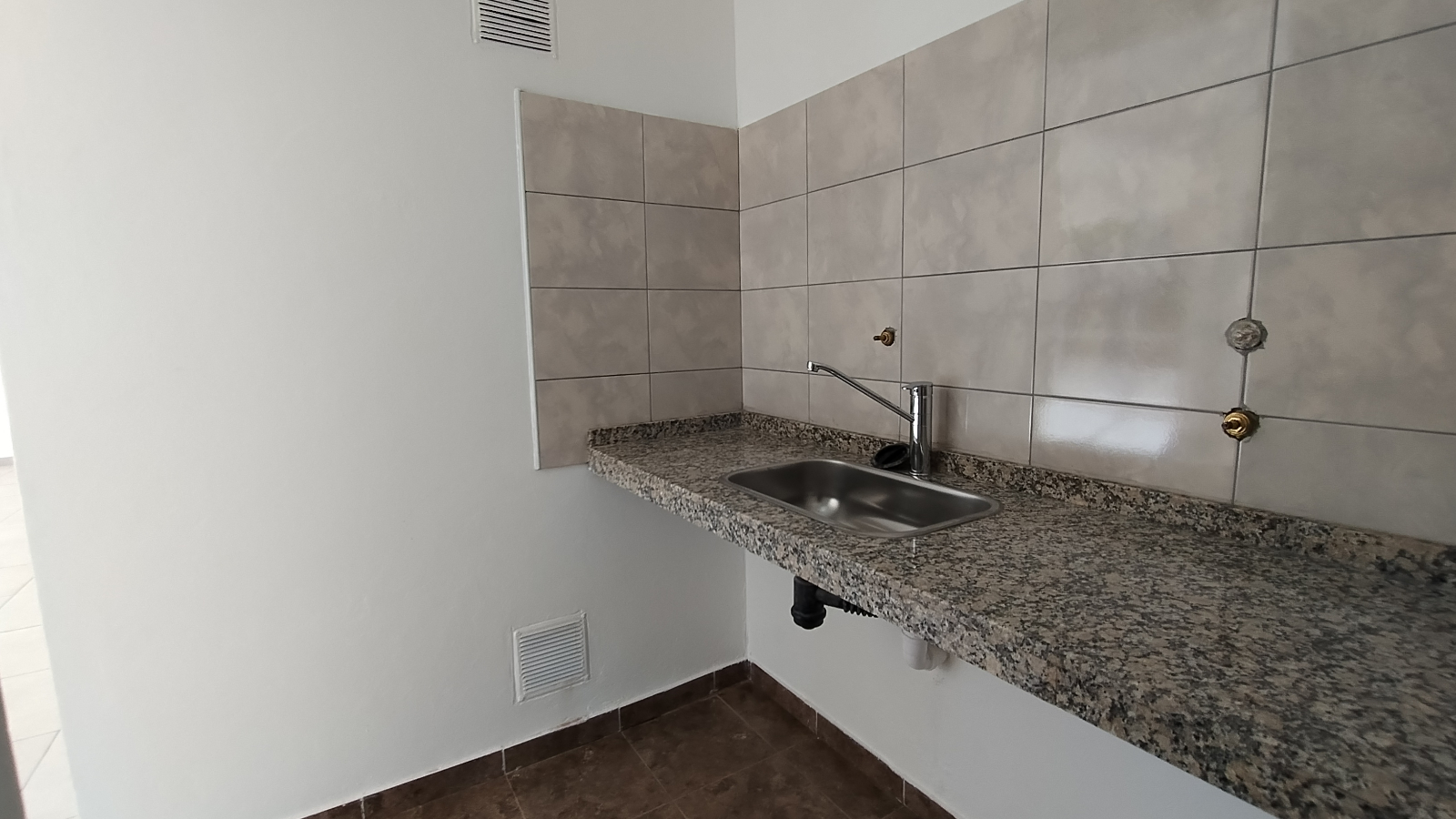 Local Comercial en Alquiler en Guaymallen, Mendoza