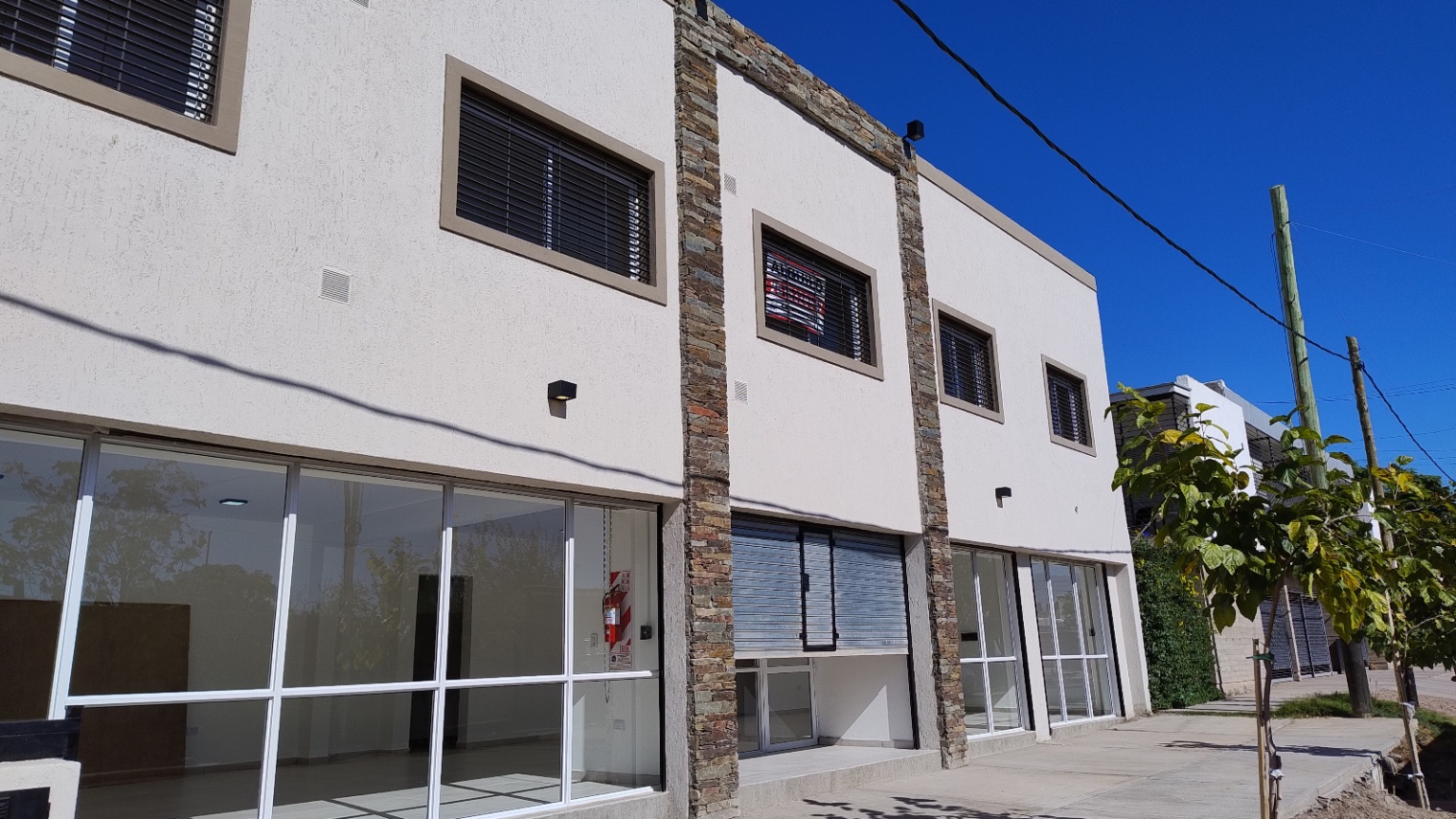 Guaymallen ALQUILER DE LOCALES COMERCIALES A ESTRENAR EN VILLA NUEVA