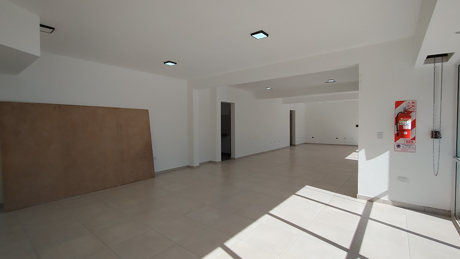 Local Comercial en Alquiler en Guaymallen, Mendoza - $ 430.000 | Inmoup - 13