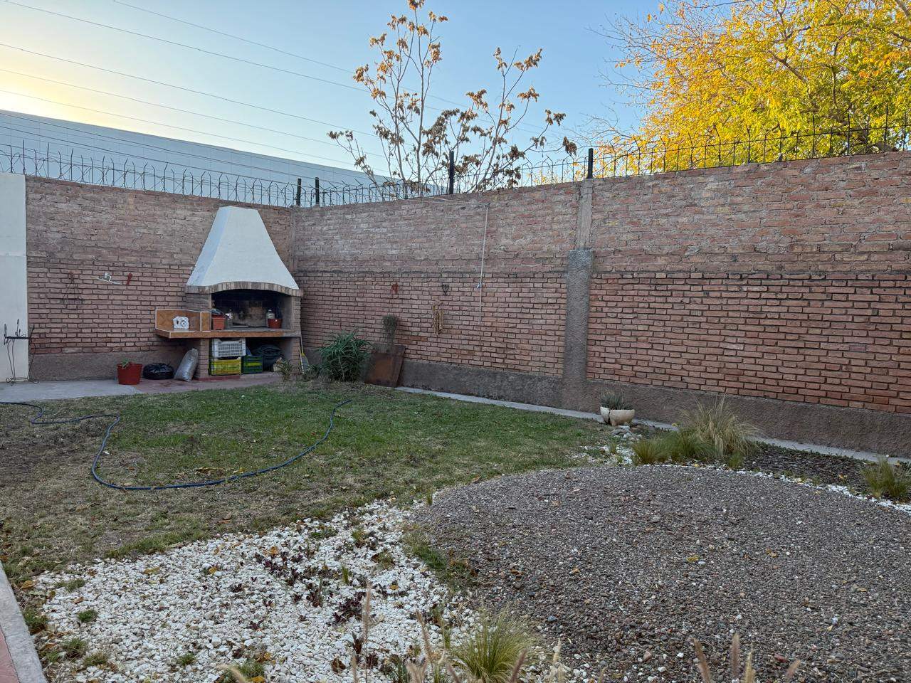 Casa en Venta en Guaymallen, Mendoza