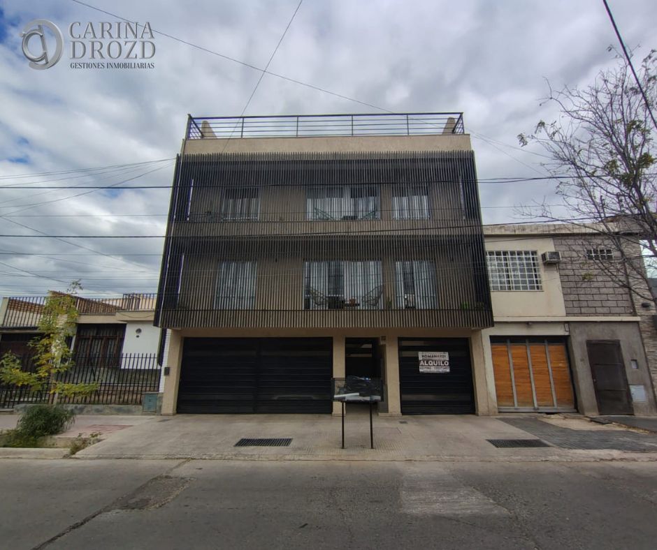 Godoy Cruz Adolfo Calle 58 Piso 2 Depto 8