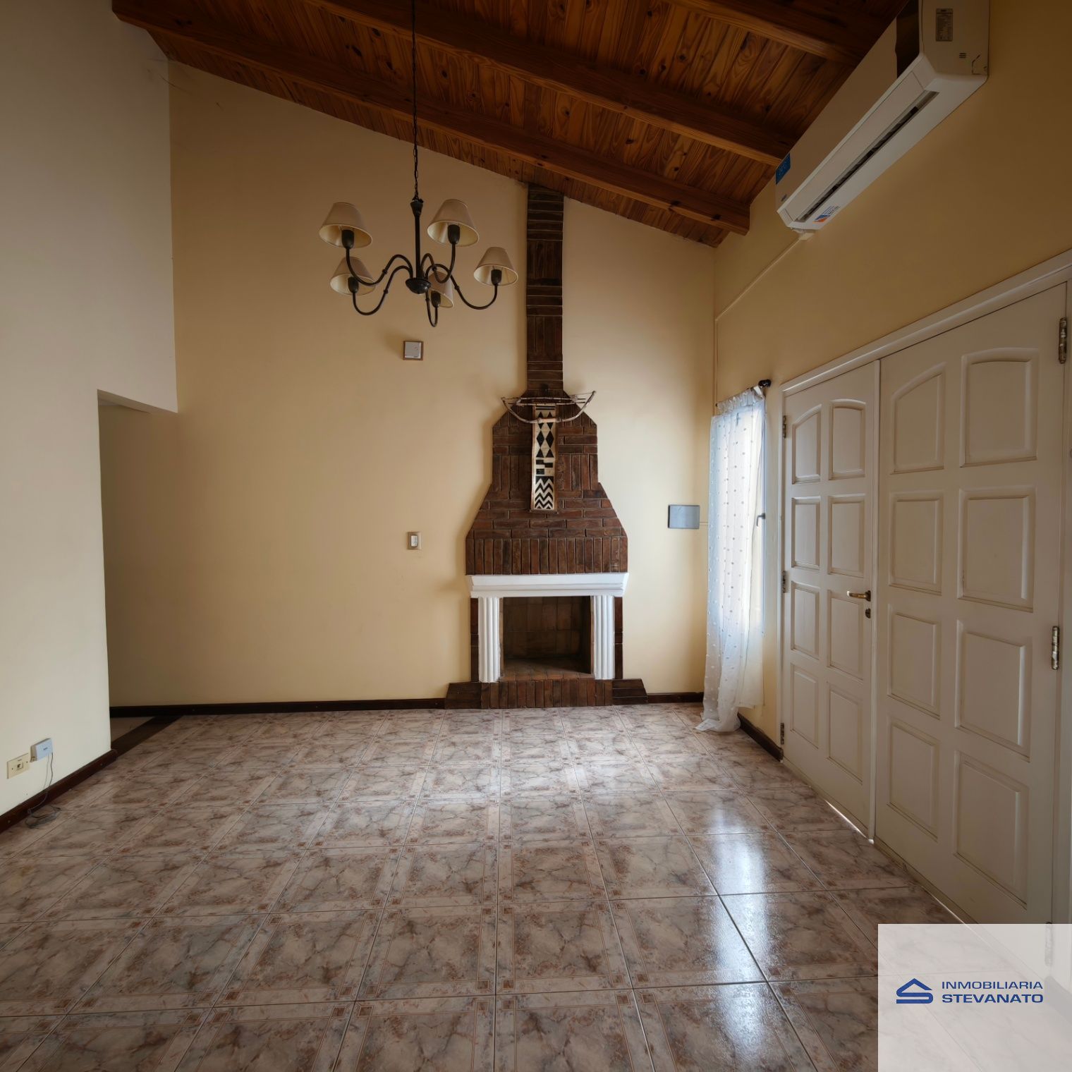 Casa en Alquiler en Maipu, Mendoza