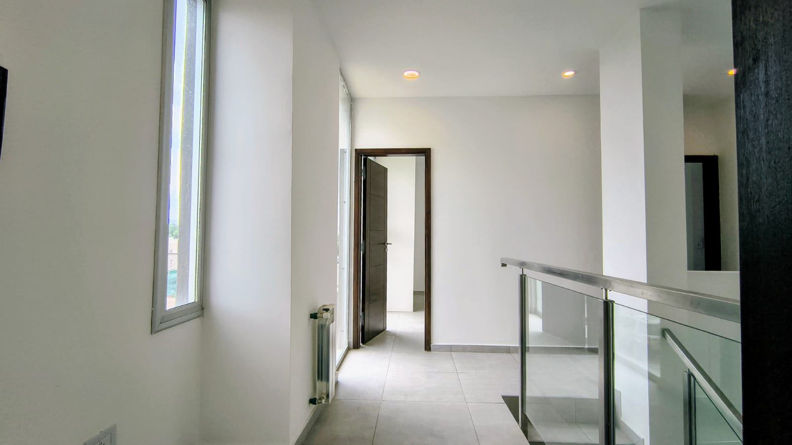 Casa en Venta en Guaymallen, Mendoza - USD 178.000 | Inmoup - 24