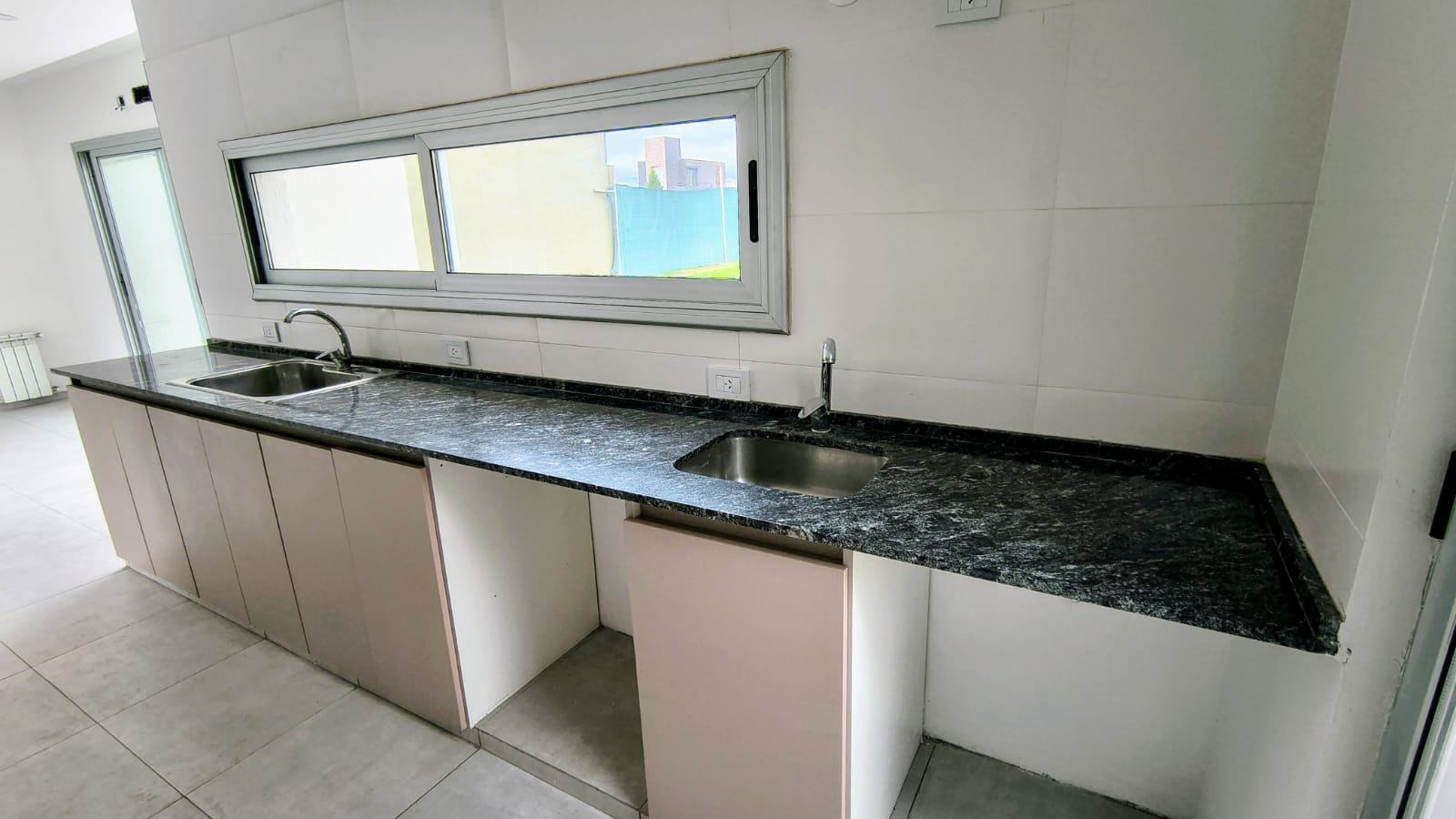 Casa en Venta en Guaymallen, Mendoza