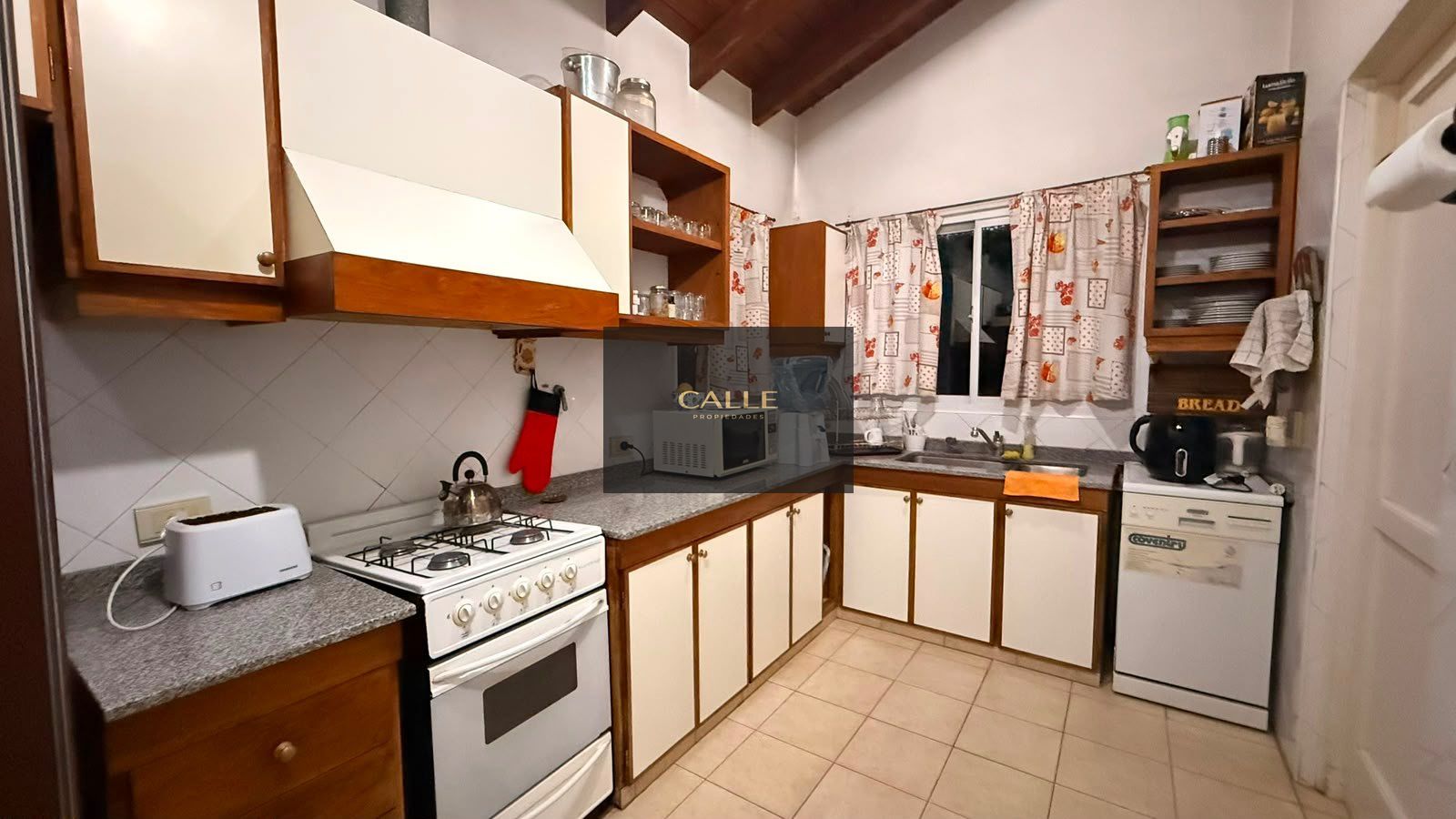 Casa en Venta en Lujan de Cuyo, Mendoza - USD 315.000 | Inmoup - 7