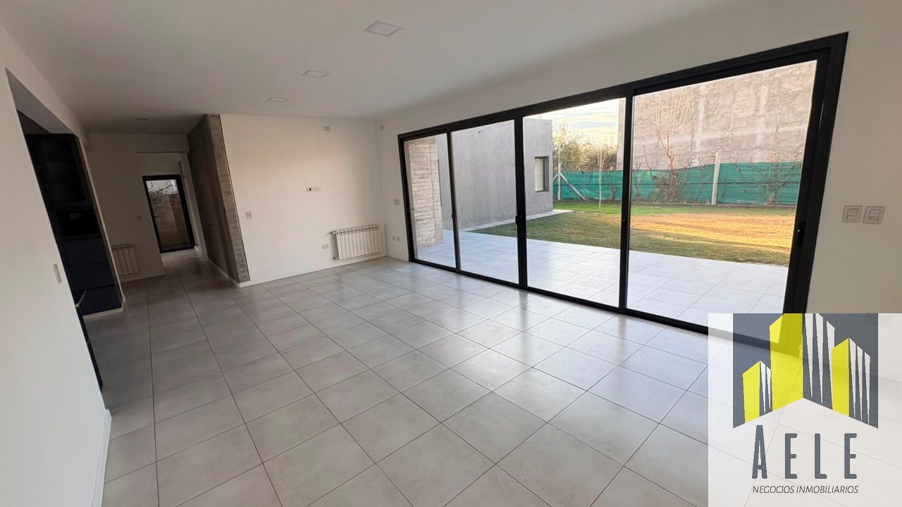 Casa en Alquiler en Maipu, Mendoza