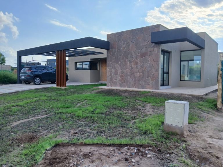 Casa en Venta en Lujan de Cuyo, Mendoza - USD 285.000 | Inmoup - 7