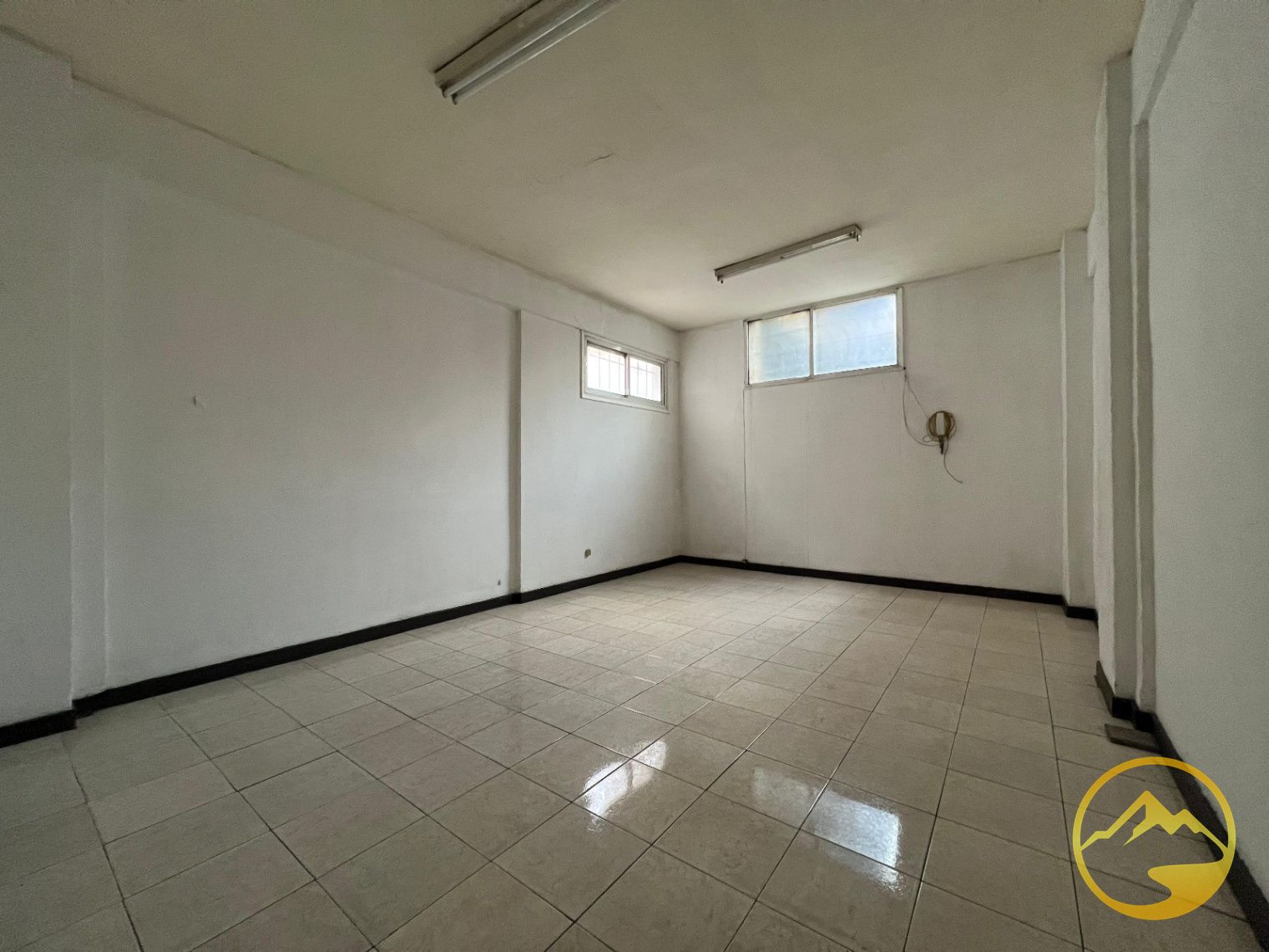 Oficina en Venta en Capital, Mendoza