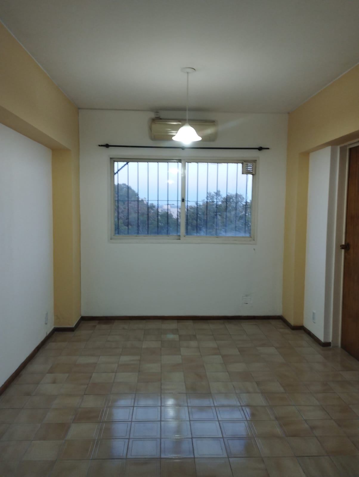 Departamento en godoy cruz 256