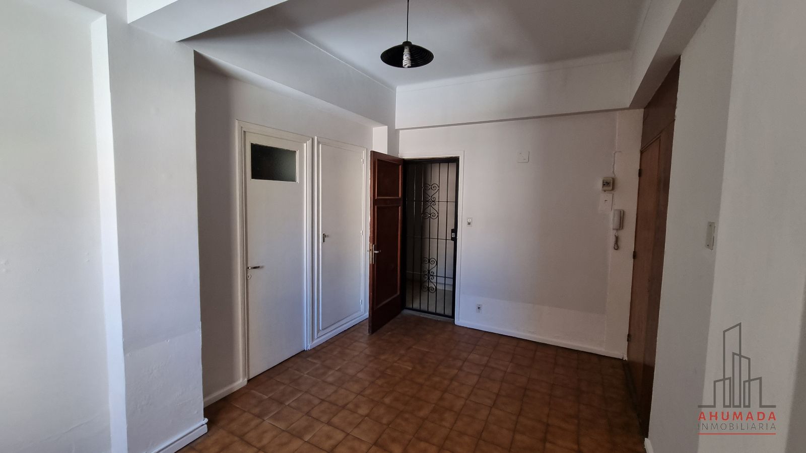 Oficina en Alquiler en Capital, Mendoza - $ 200.000 | Inmoup - 12