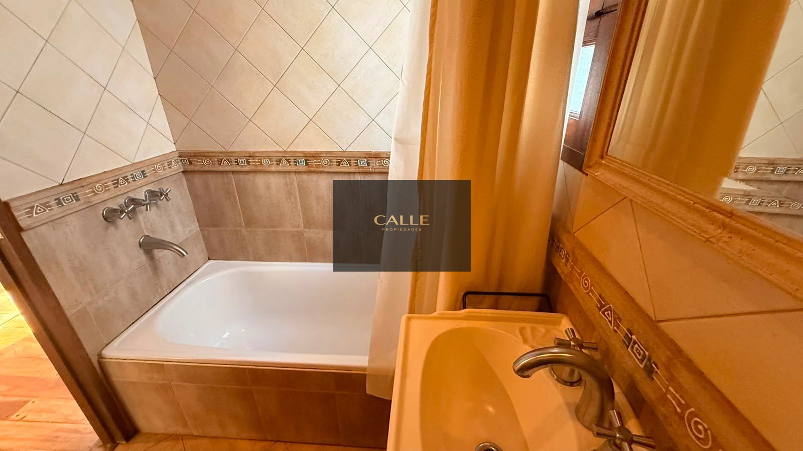 Casa en Venta en Guaymallen, Mendoza