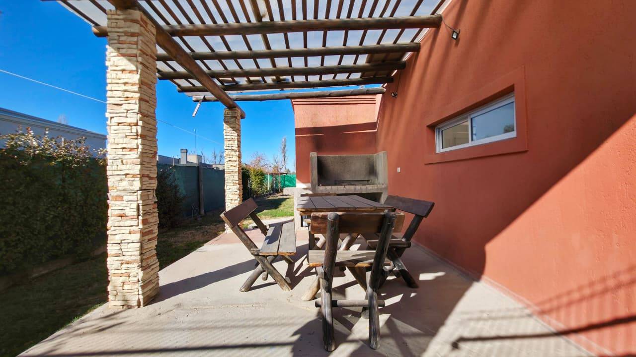 Casa en Alquiler en Lujan de Cuyo, Mendoza