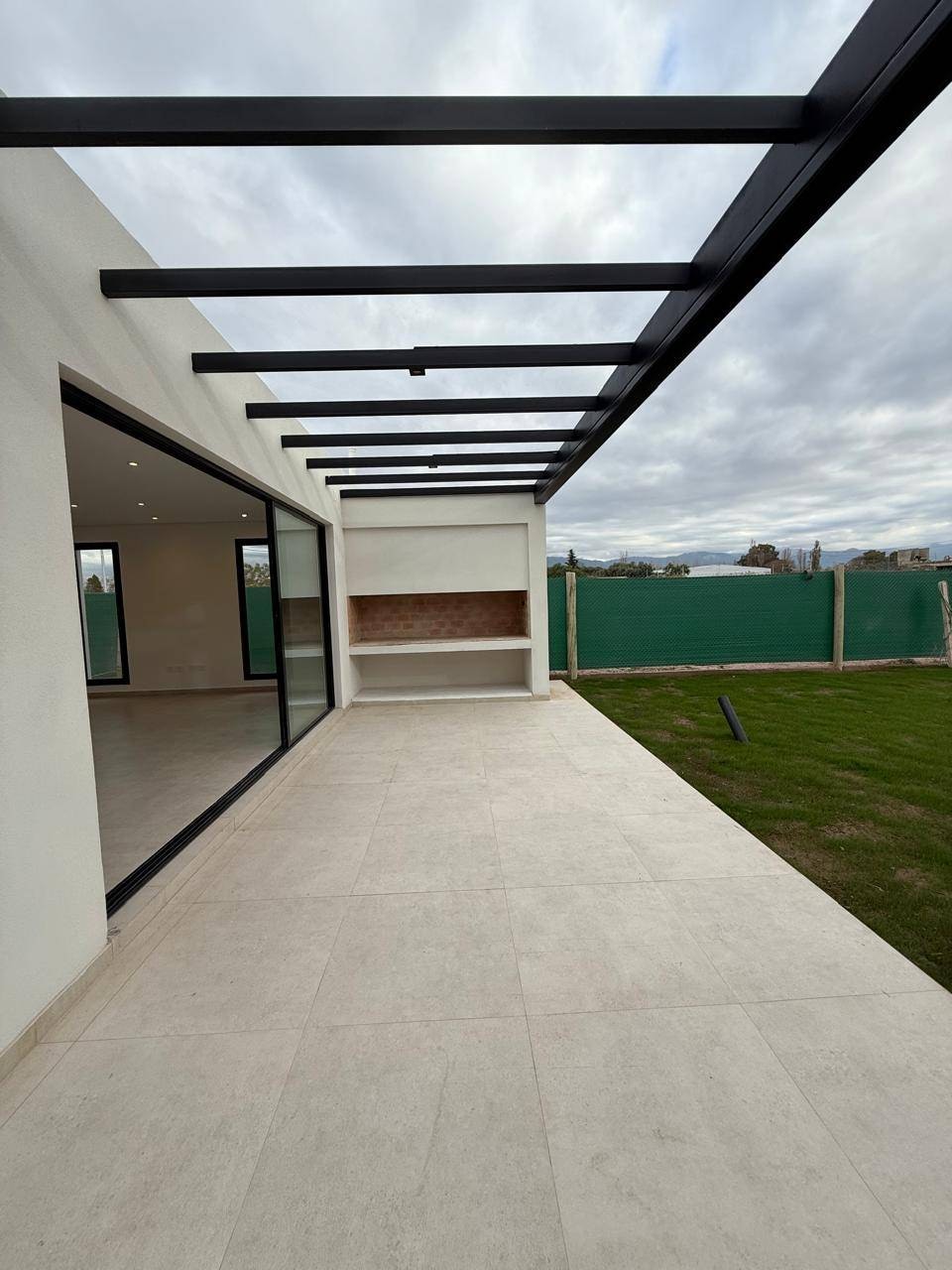 Lujan de Cuyo acacias de t