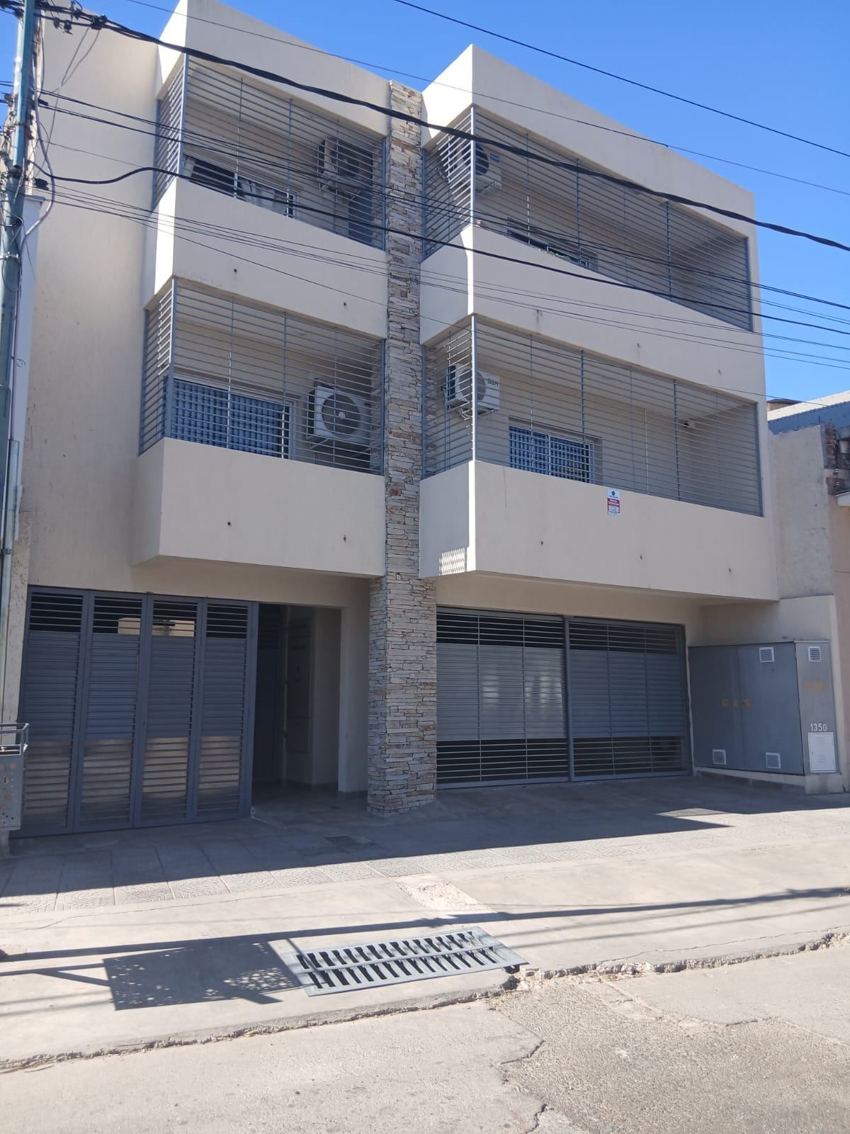Departamento en Bernardo Ortiz 1350