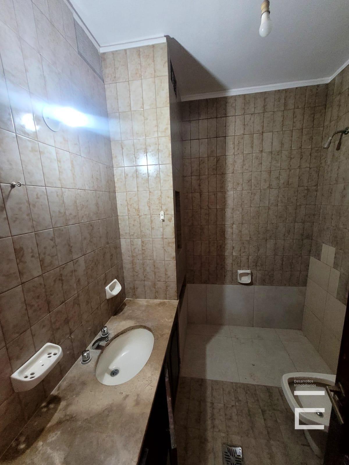 Local Comercial en Alquiler en Capital, Salta