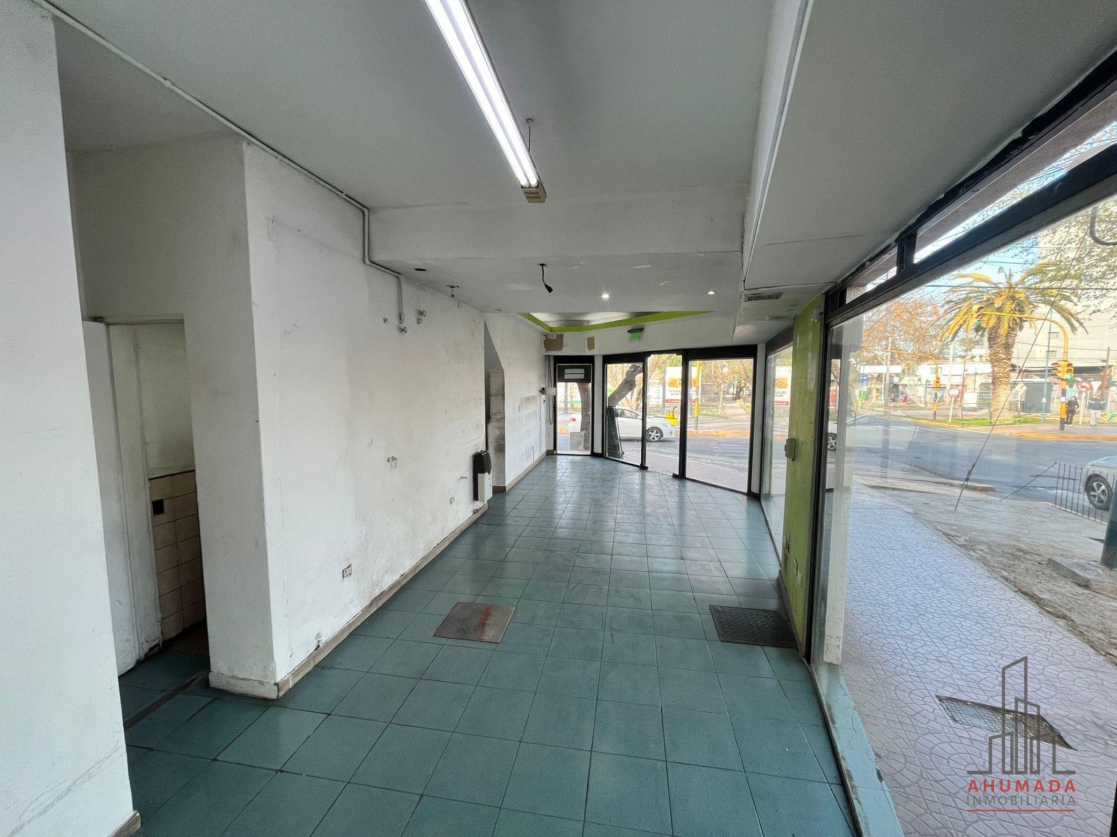 Local Comercial en Alquiler en Godoy Cruz, Mendoza