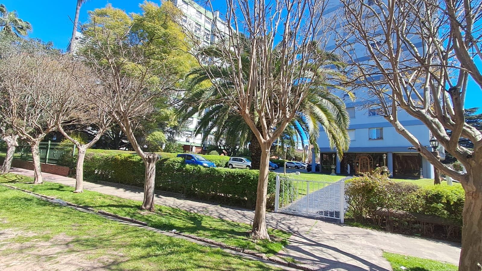Departamento en Juan Bautista de la Salle 3900