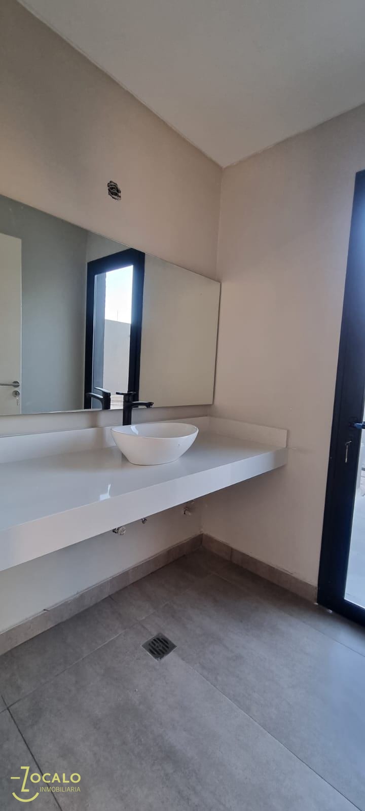 Casa en Alquiler en Guaymallen, Mendoza - USD 1.700 | Inmoup - 8