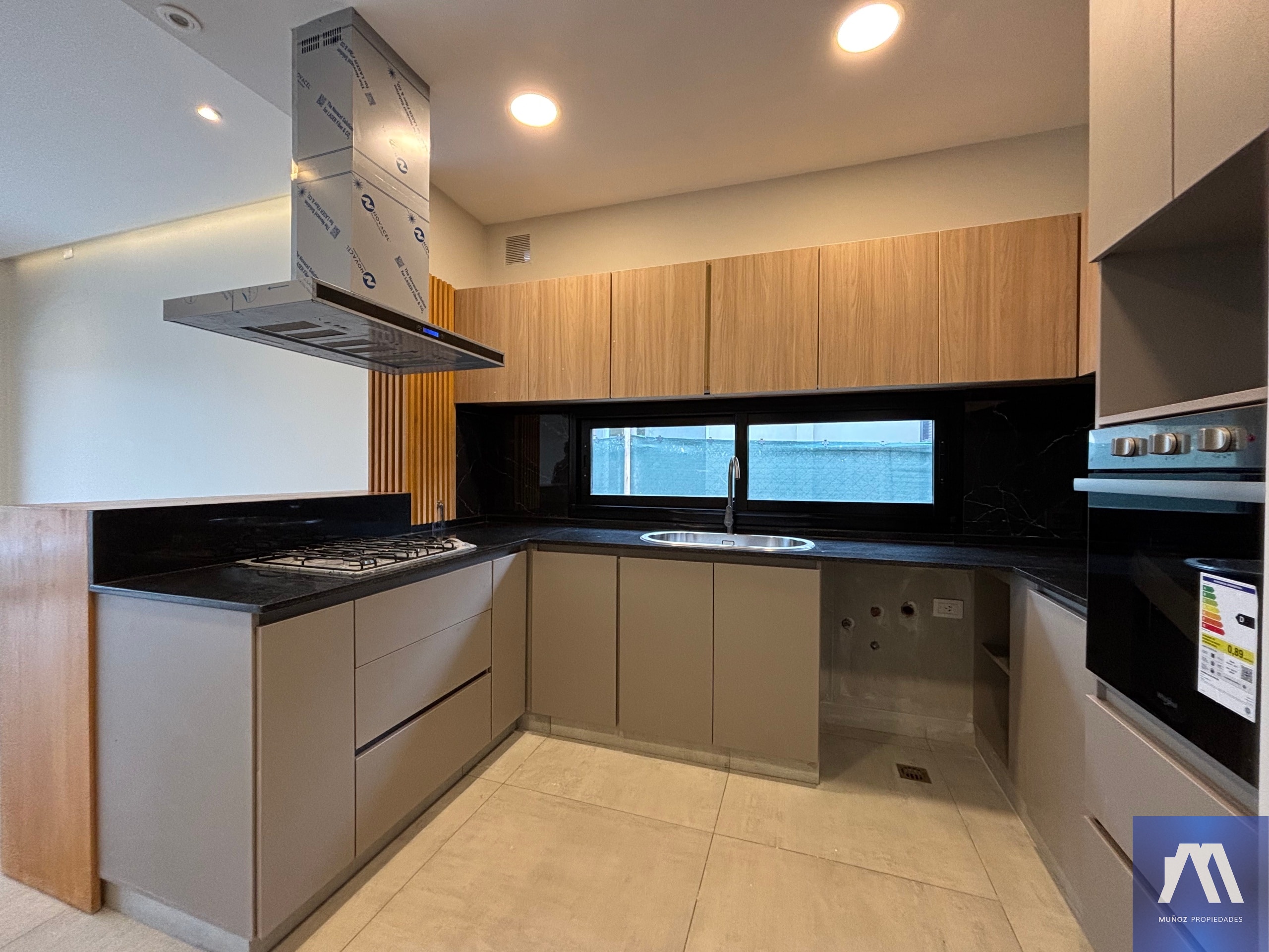 Casa en Alquiler en Lujan de Cuyo, Mendoza - USD 1.700 | Inmoup - 6