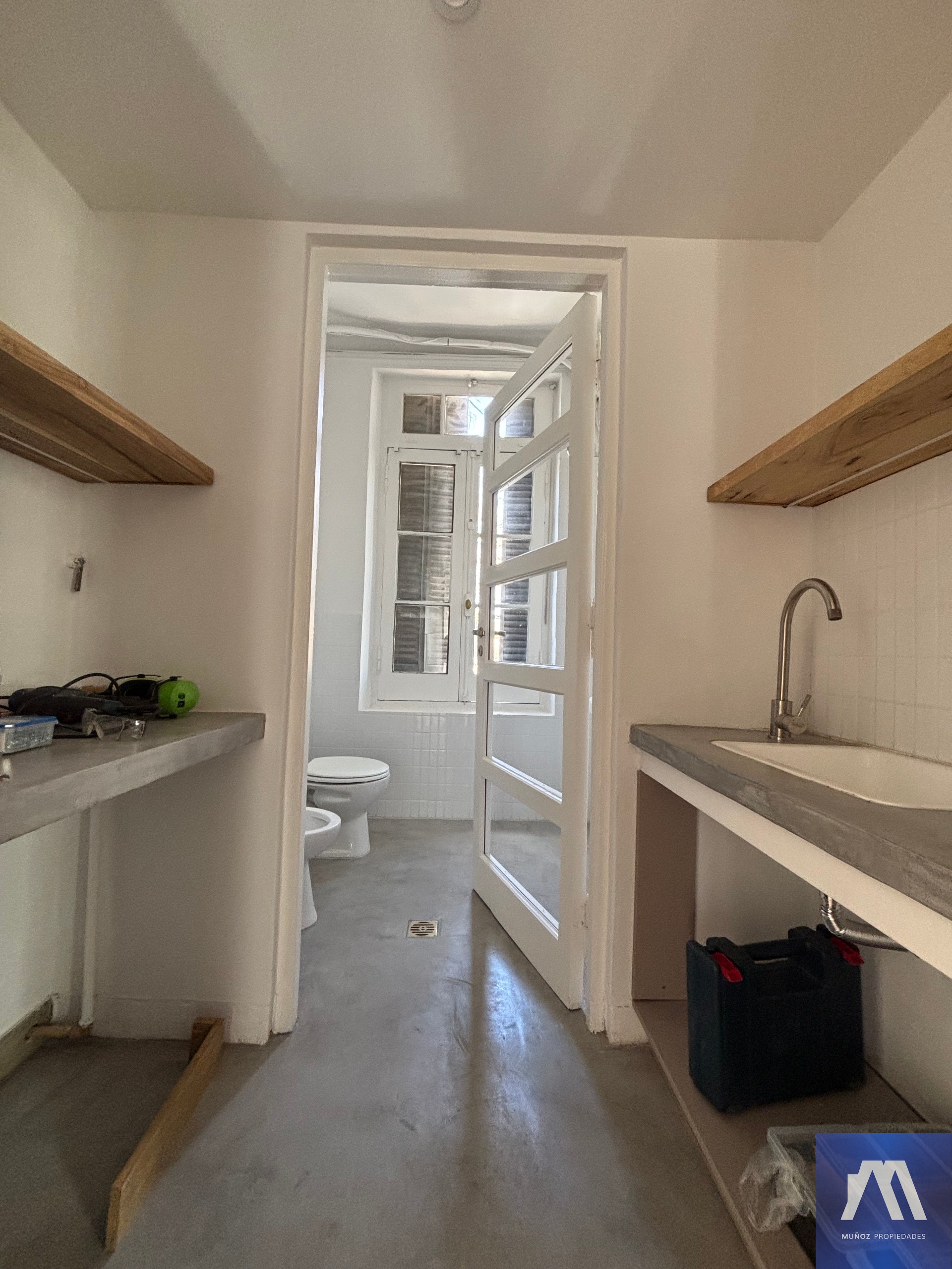 Oficina en Alquiler en Capital, Mendoza - USD 1.000 | Inmoup - 9