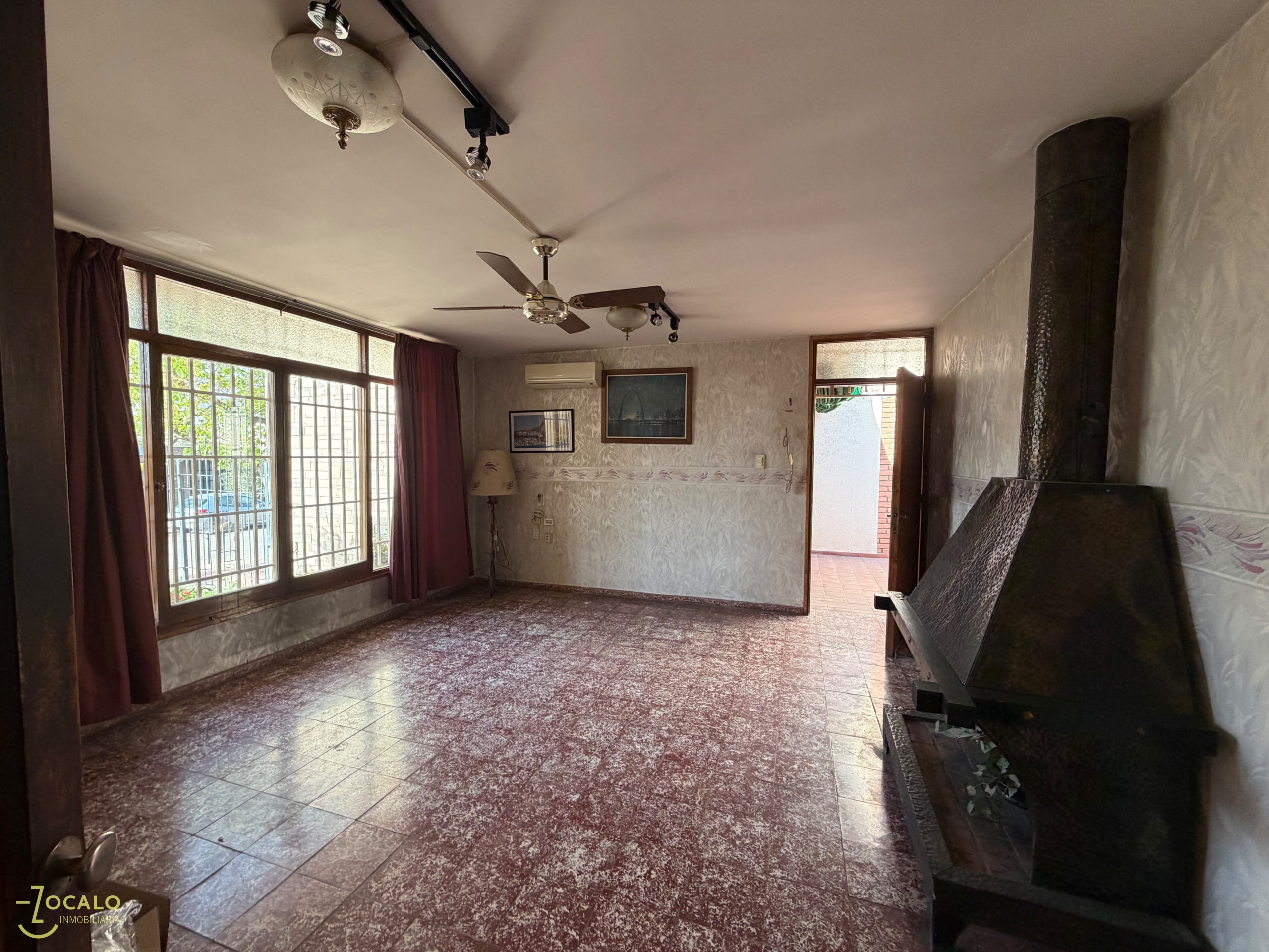 Godoy Cruz Casa a la venta Apta Crédito en Barrio Parque