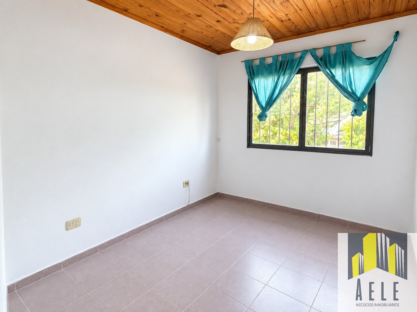 Casa en Venta en Guaymallen, Mendoza - USD 65.000 | Inmoup - 10