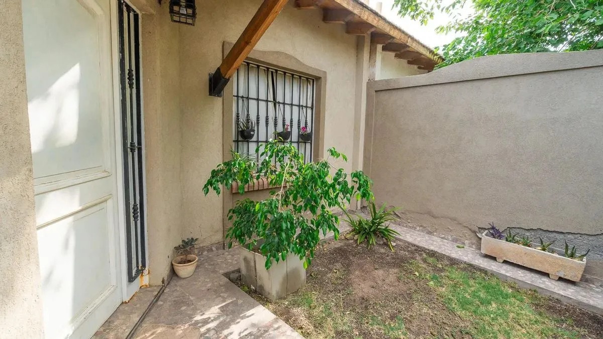 Guaymallen Barrio Parque Urquiza
