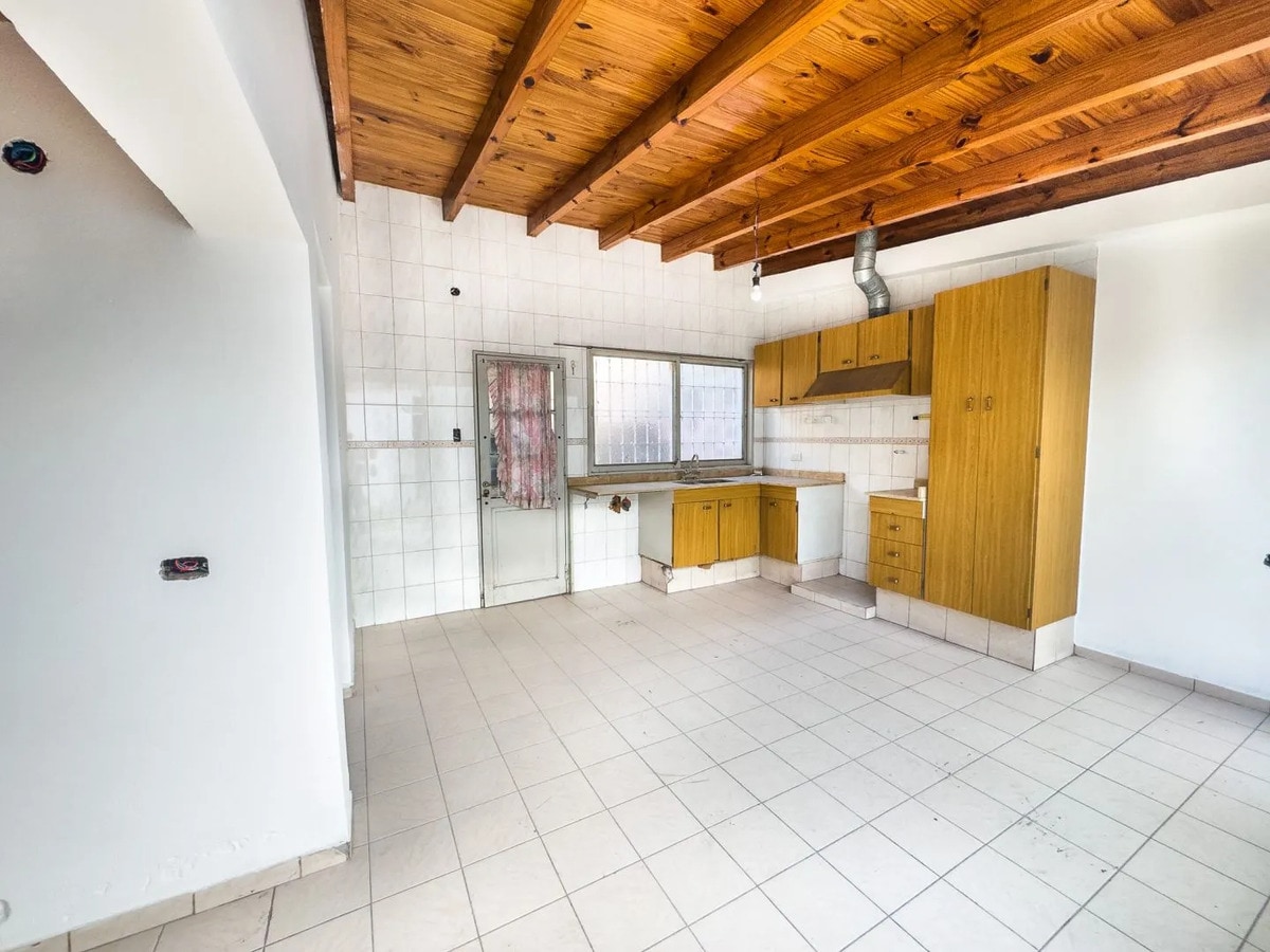 Casa en Venta en Las Heras, Mendoza - USD 60.000 | Inmoup - 24