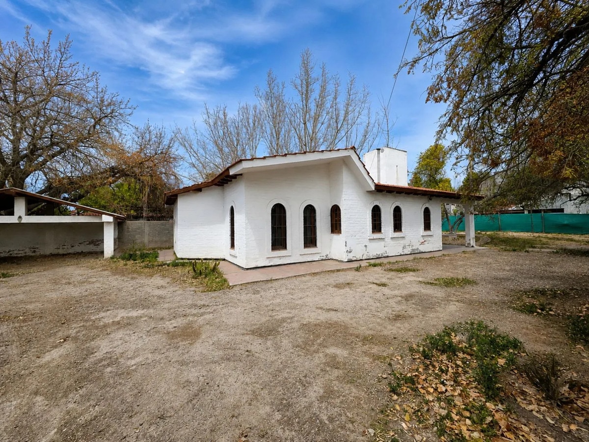 Guaymallen COMPLEJO LOS OLIVOS- LOS GUINDOS