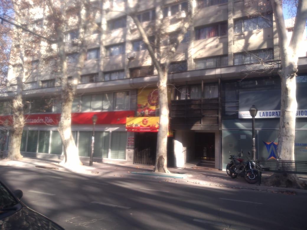 Oficina en Alquiler en Capital, Mendoza - $ 240.000 | Inmoup - 7