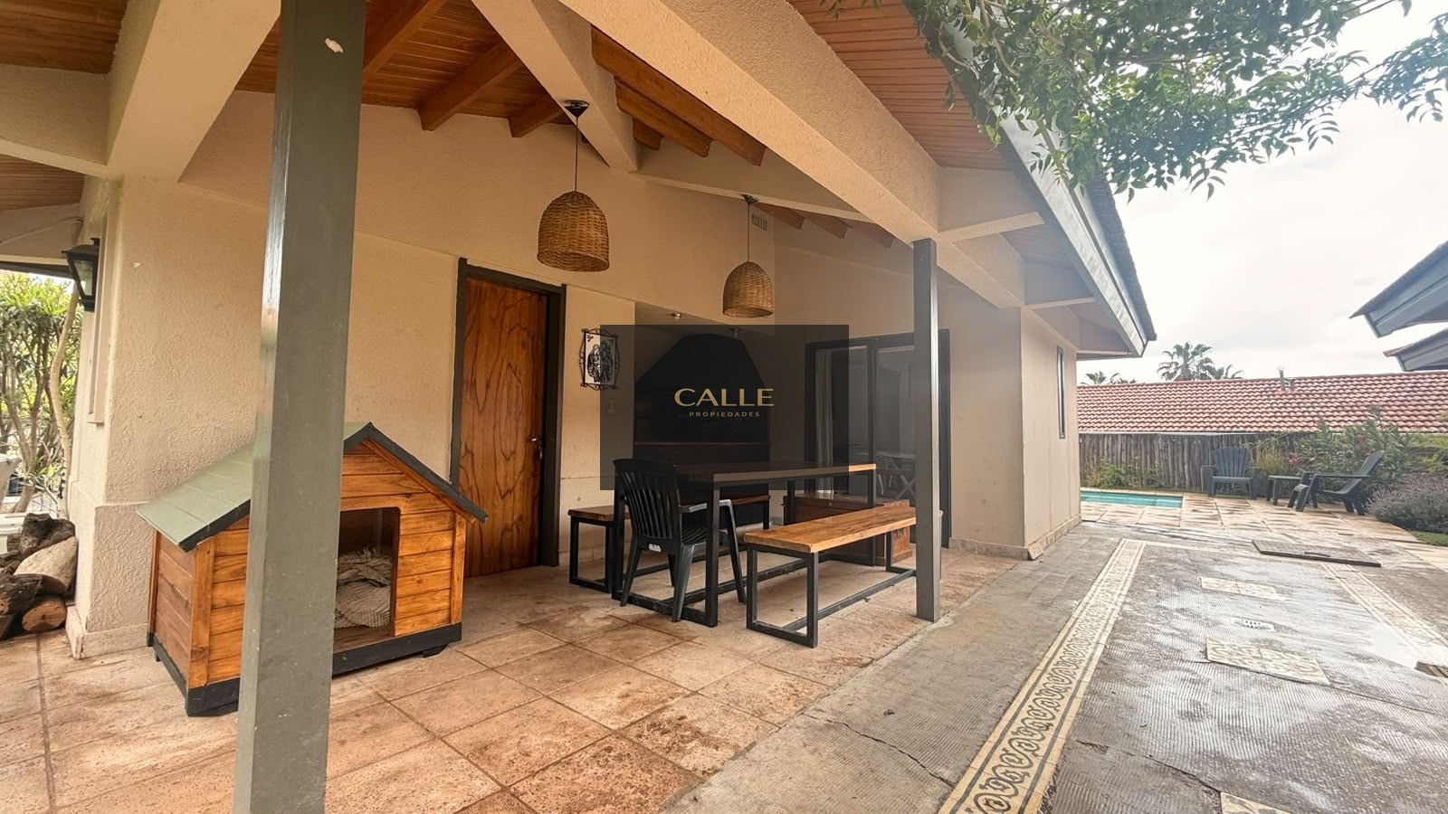 Casa en Venta en Capital, Mendoza - USD 270.000 | Inmoup - 24