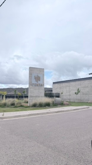 Lujan de Cuyo Olavarria y Terr