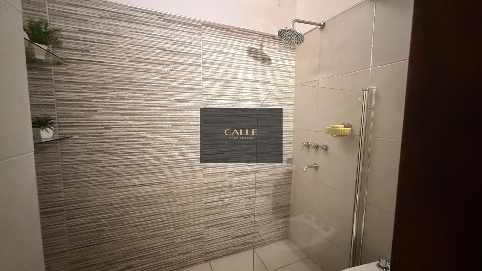 Casa en Venta en Godoy Cruz, Mendoza - USD 250.000 | Inmoup - 19